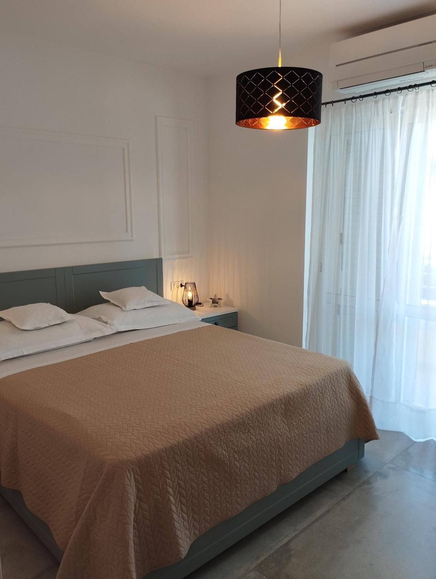 Apartments Lozina Drvenik  Eksteriør bilde